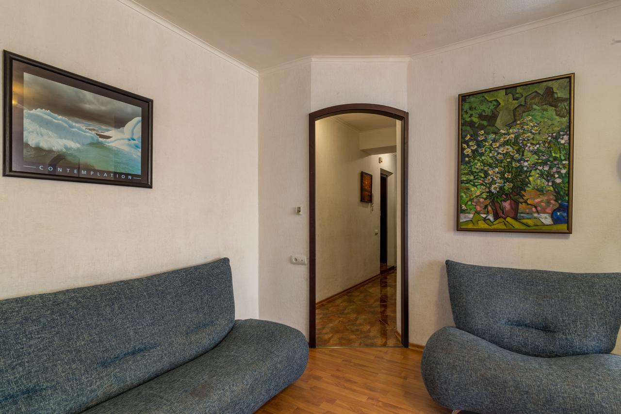 Lux 3-Bedroom Most City Area ドニプロペトロウシク エクステリア 写真