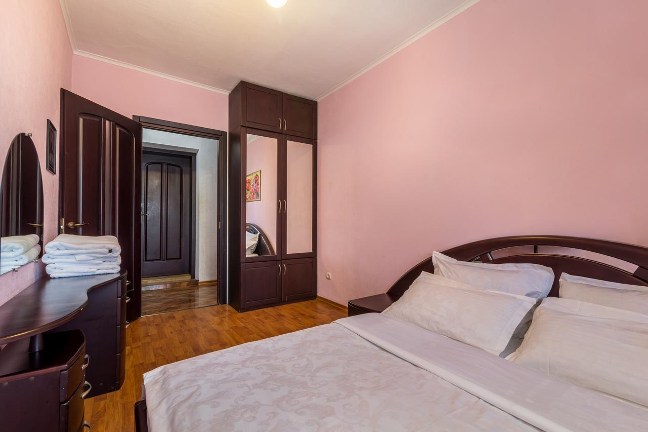 Lux 3-Bedroom Most City Area ドニプロペトロウシク エクステリア 写真